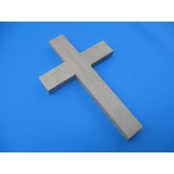 Krzyż prosty drewniany jasny brąz 25 cm TB
